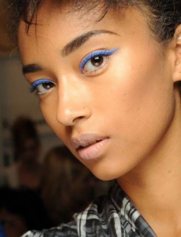 New Beauty Trends - Blue Cat Eye