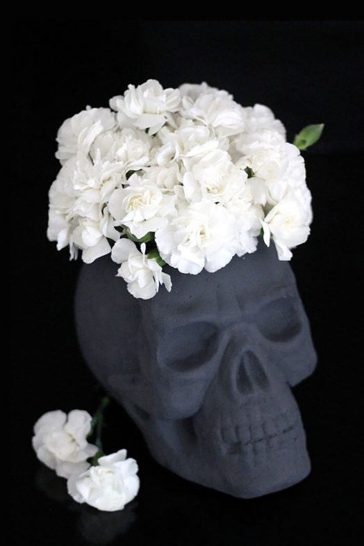 DIY Skull Vase
