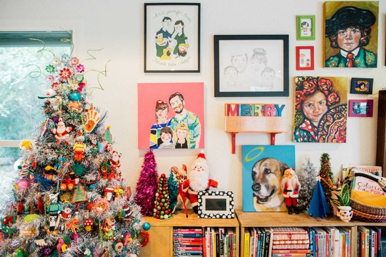 The All-Out Retro Christmas Tree Theme
