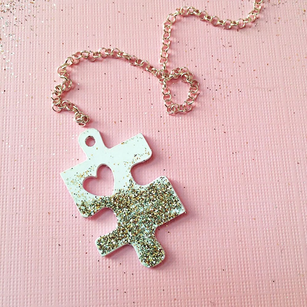 DIY Cricut Gifts: Puzzle Piece Glitter Necklace
