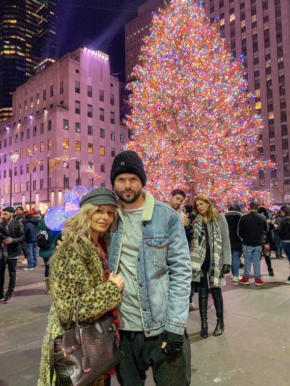 NYC At Christmastime: Viewing the Rockefeller Christmas Tree