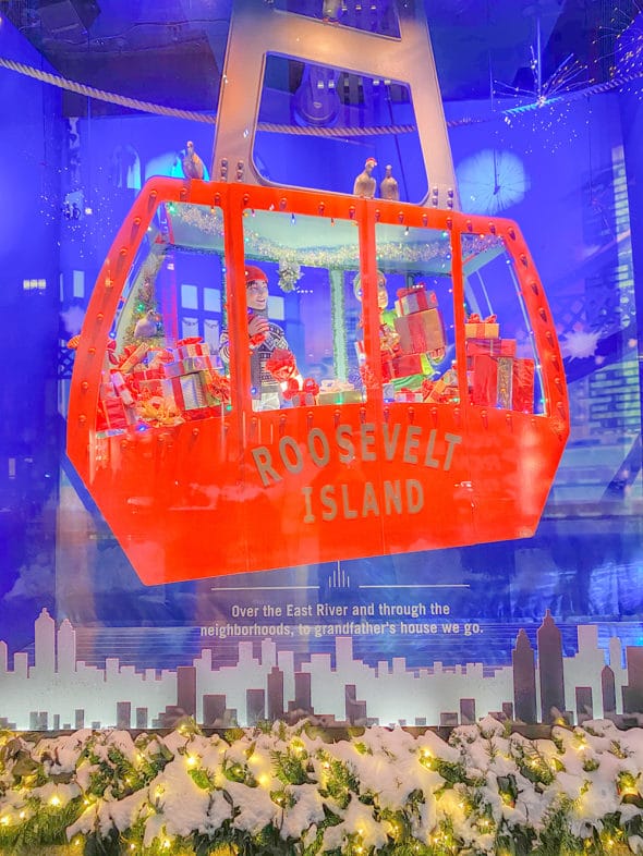 NYC At Christmastime: the iconic window displays